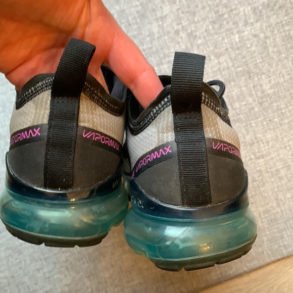 Nike Vapormax 2019 Youth size 6 - Picture 5 of 8